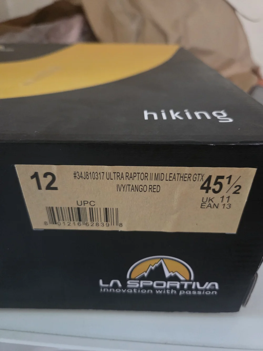 La Sportiva Olive Ultra Raptor 2 Mid GTX Hiking & Backpacking Boots